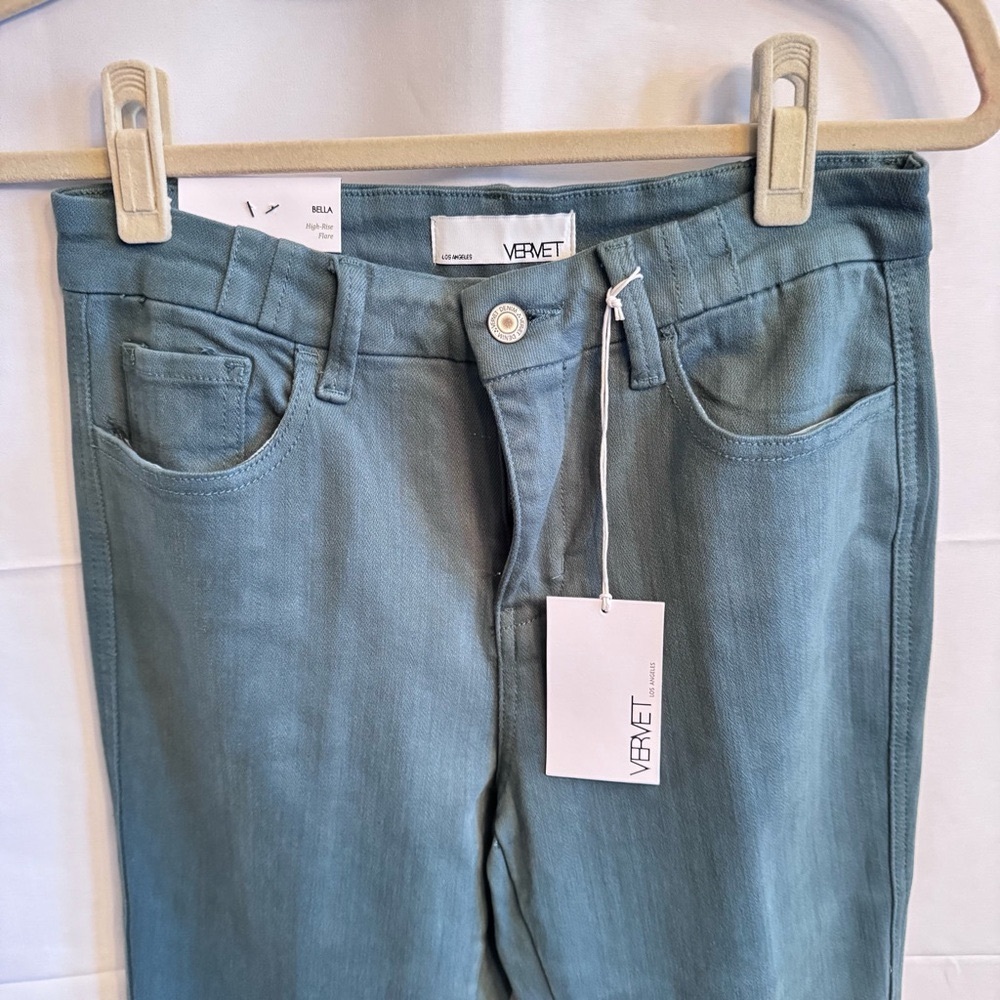 Vervet - Green Wide Leg Flare Jeans with Vintage Raw Hem NWT - Picture 3 of 16